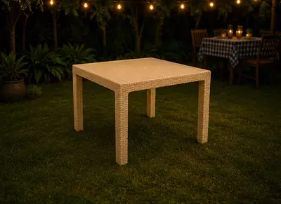 Kvadrat “FORTE” plastik stoli -